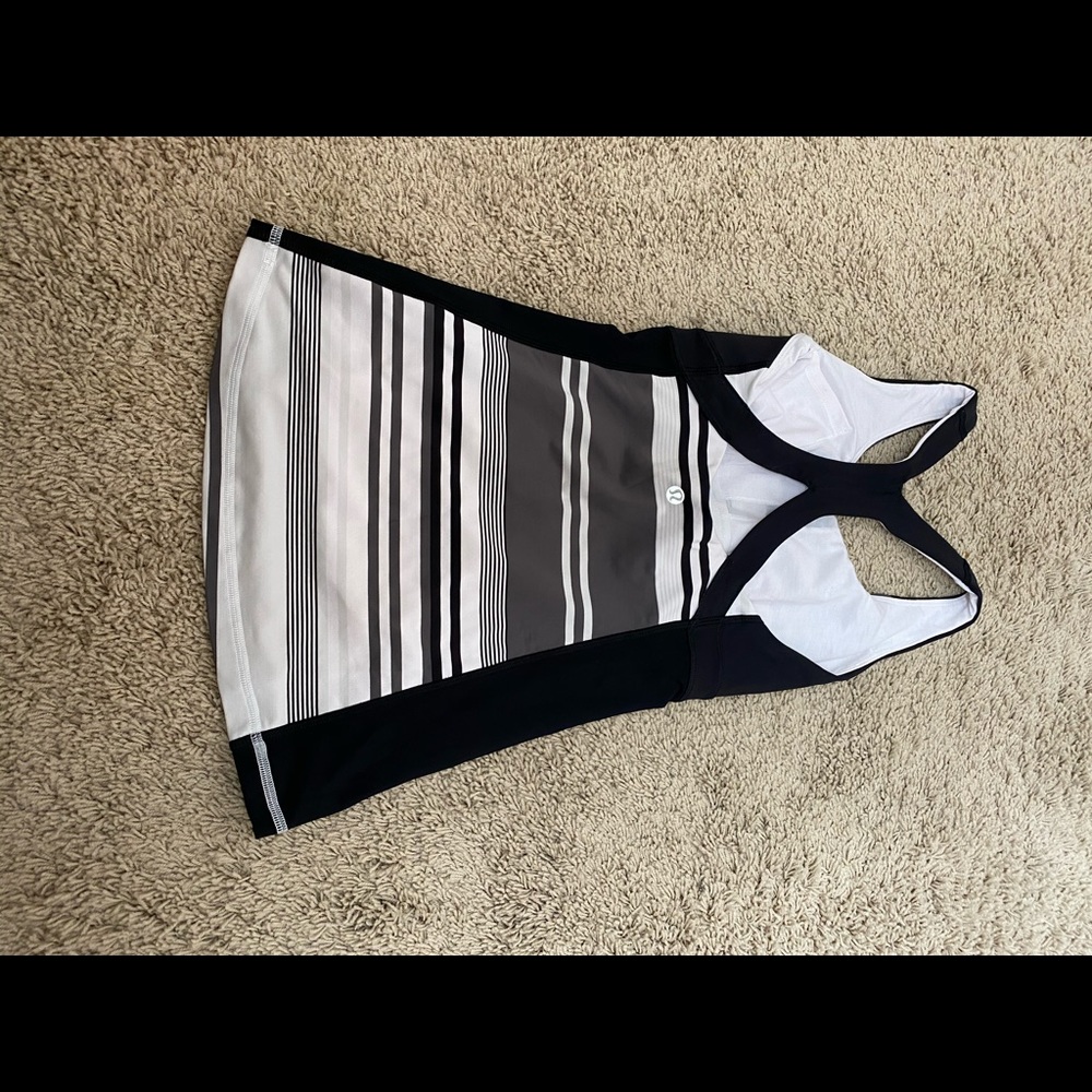 Lululemon tank
